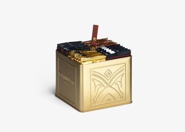 "INFINIMENT" gift set - golden holder of 32 assorted tea bags