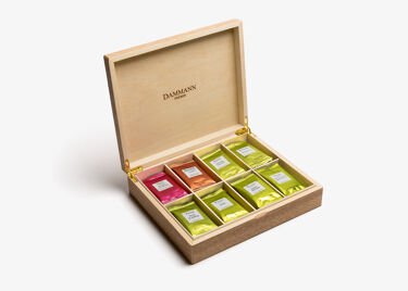 48 Crsital® herbal tea bags in light wooden chest