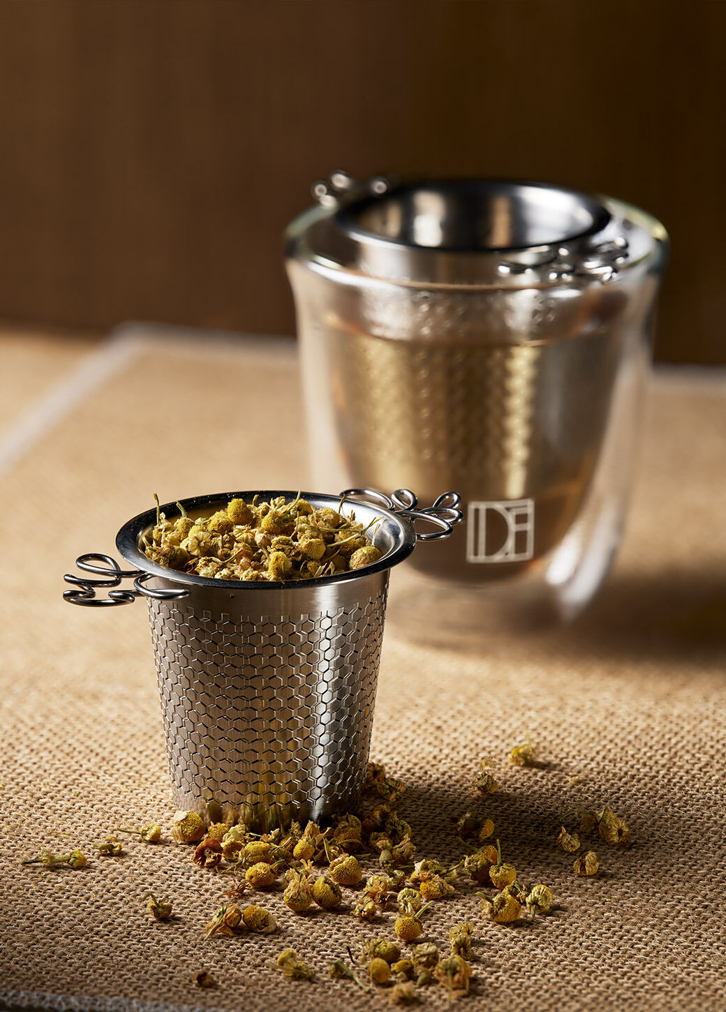 Filtro Per Tè Weis In Acciaio Inox 18/10 – Infusore Con Vassoio Raccogocce, 8x10x8,5 Cm, Lavabile In Lavastoviglie